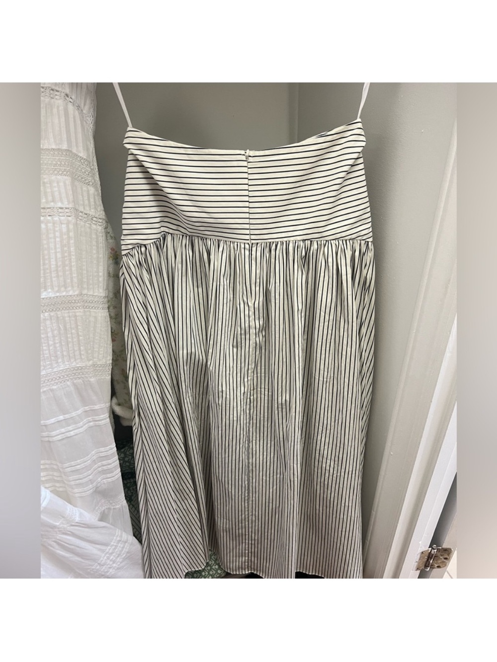 Staud procida Striped Cream and navy Midi Skirt size 4 like new - Picture 4 of 5